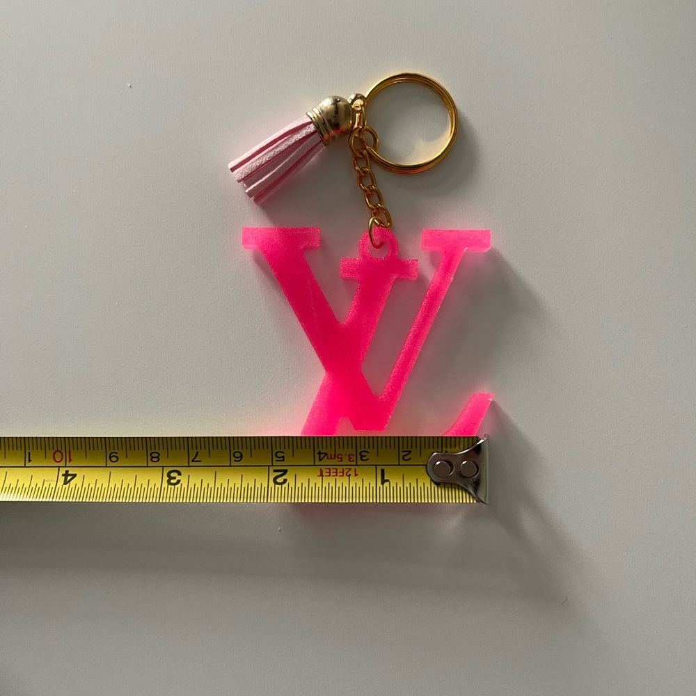 Handmade Larger L V Keychain - Picture 5 of 8